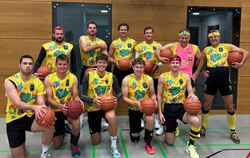 Immer zu Scherzen aufgelegt: Die Oberliga-Volleyballer des TSV Eningen. Stehend von links: Marco Späth, Ruben Schellhammer, Mark